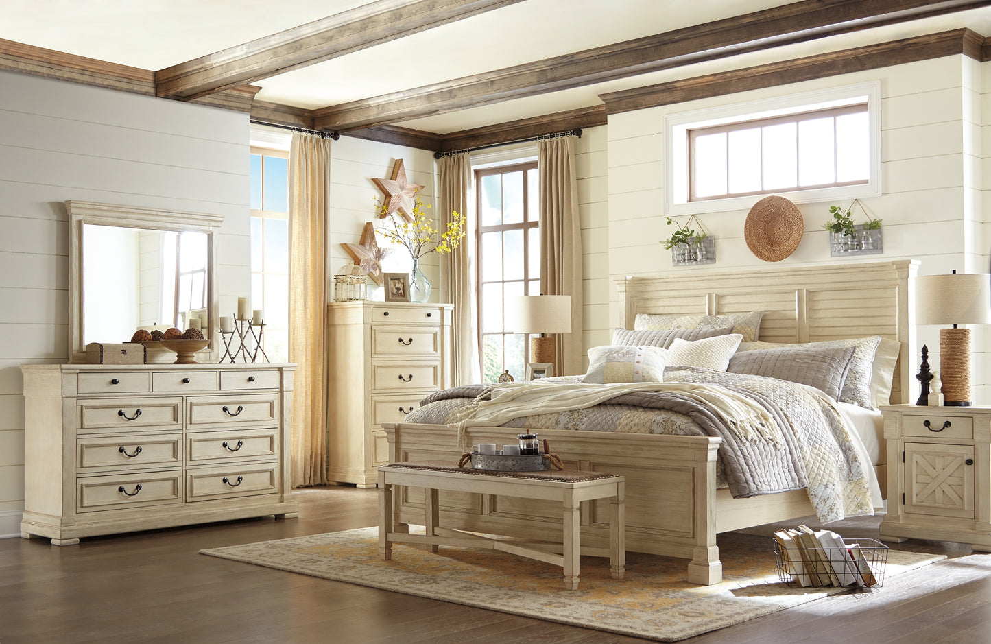 Bolanburg Queen Panel Bed with Dresser