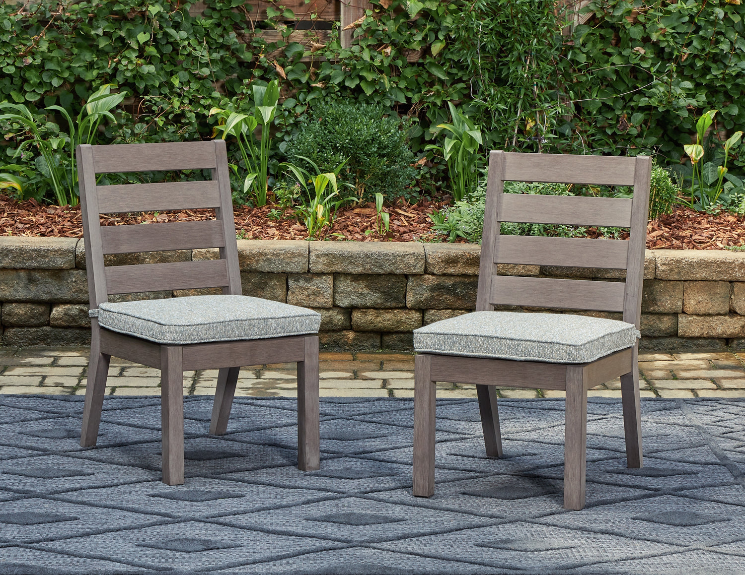 Outdoor Furniture > Outdoor Dining